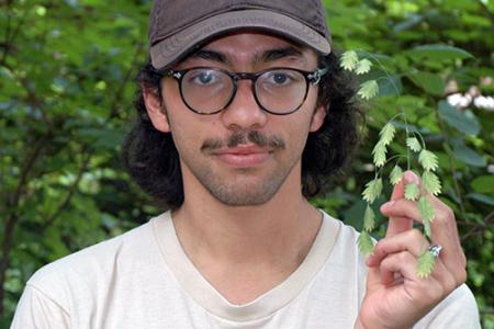 Juan Angulo Receives Summer Internship at Chicago Botanic Garden